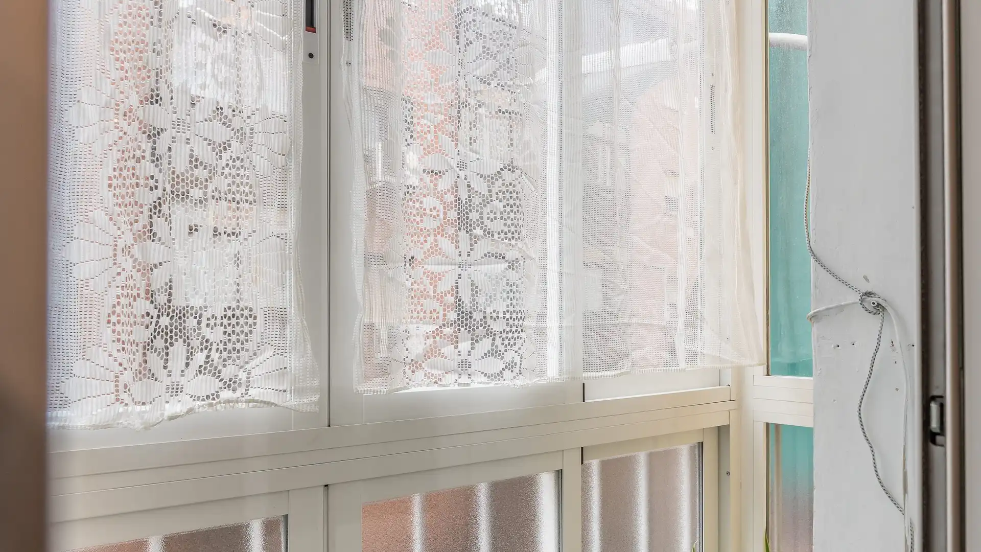 Schlafzimmer von Wohnung zum Verkauf in  Madrid Capital mit Balkon