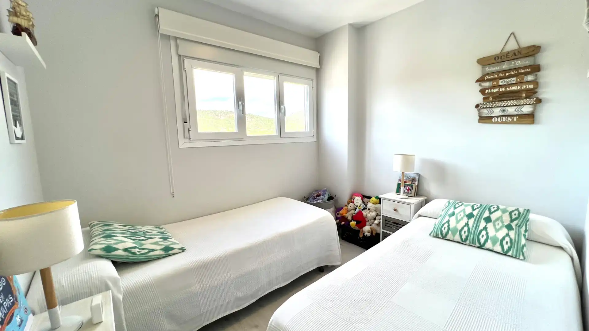 Bedroom of Apartments for sale in Calvià  with Air Conditioner, Terrace and Furnished