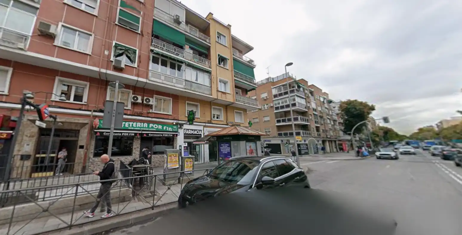 Vista exterior de Casa o chalet en venta en Madrid