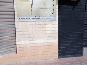 Business premises to rent in Avenida Padre Carlos Ferris 111
