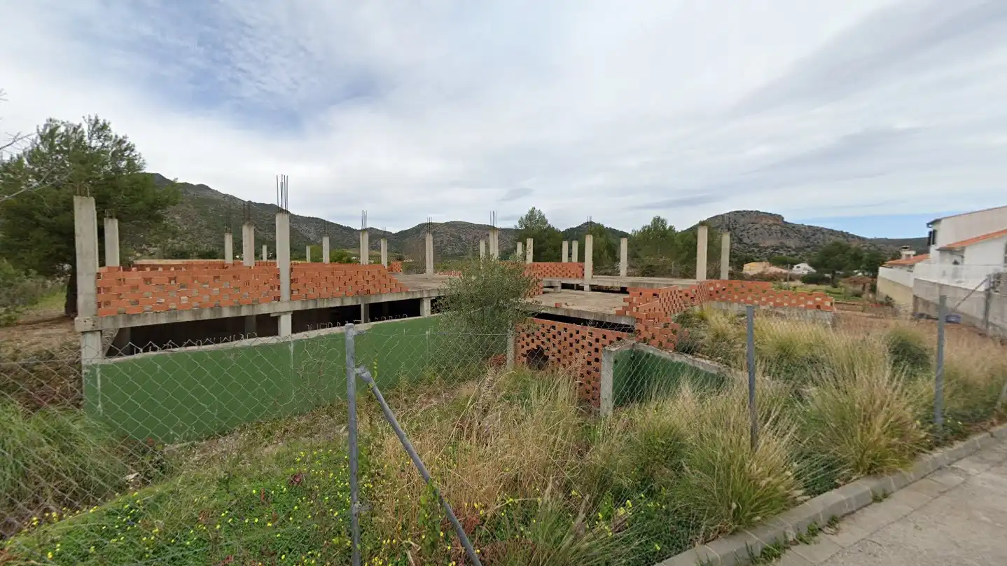 Vista exterior de Edifici en venda en Gandia