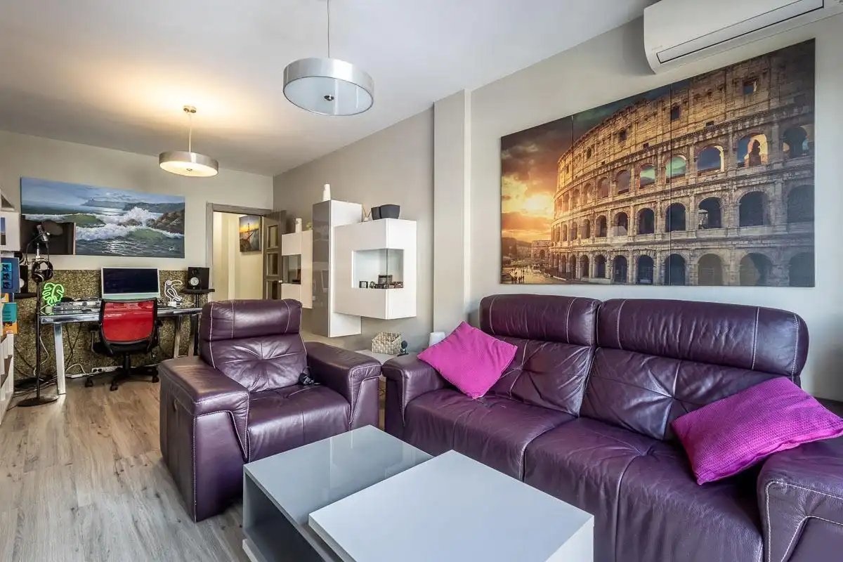 Living room of Flat for sale in Atarfe  with Terrace and Furnished