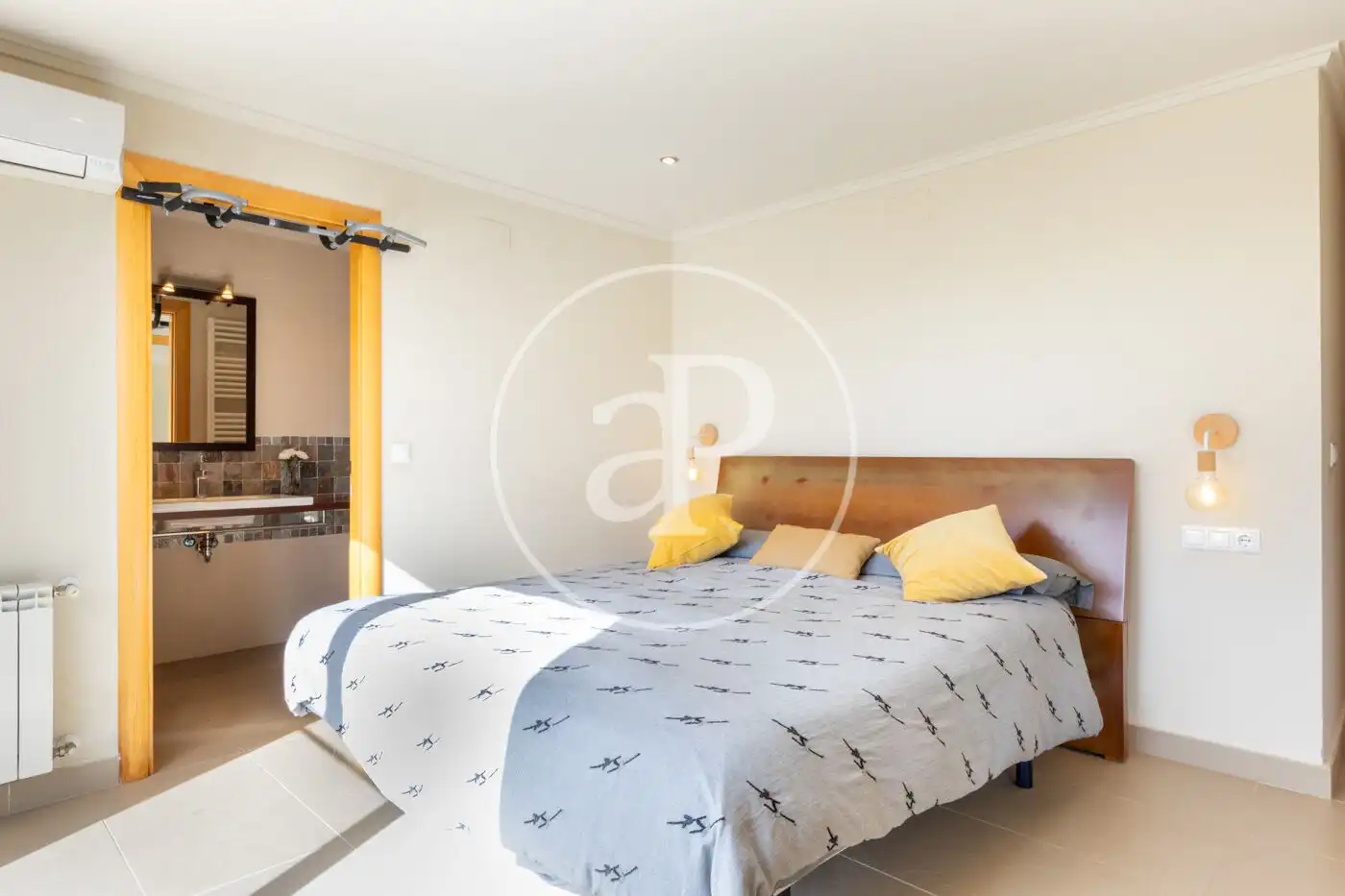 Habitación de Finca rústica en venta en Torrent con Aire acondicionado, Calefacción y Jardín privado