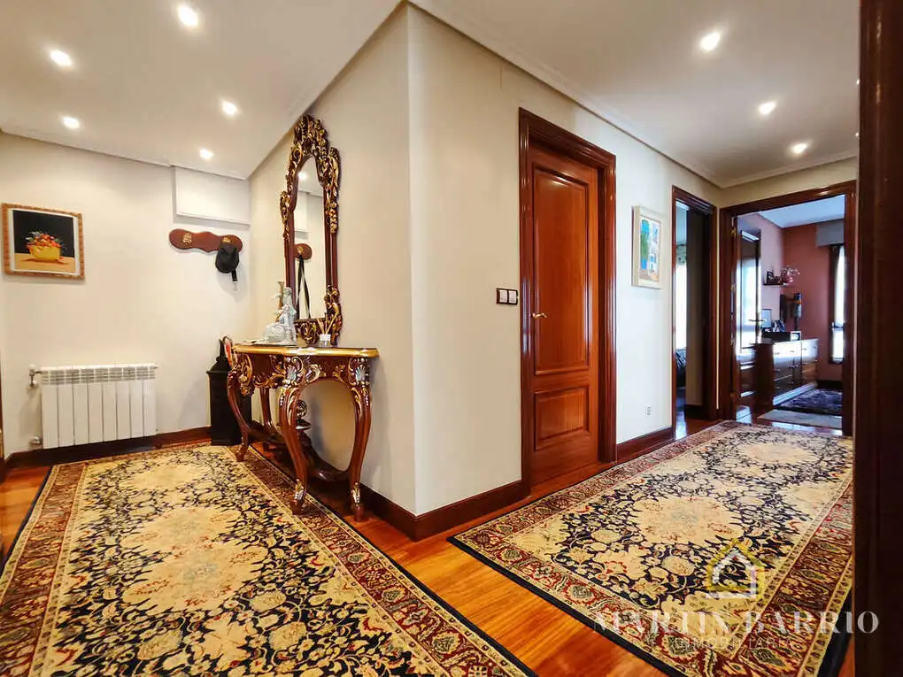 Wohnung zum Verkauf in Muskiz mit Heizung, Privatgarten und Terrasse