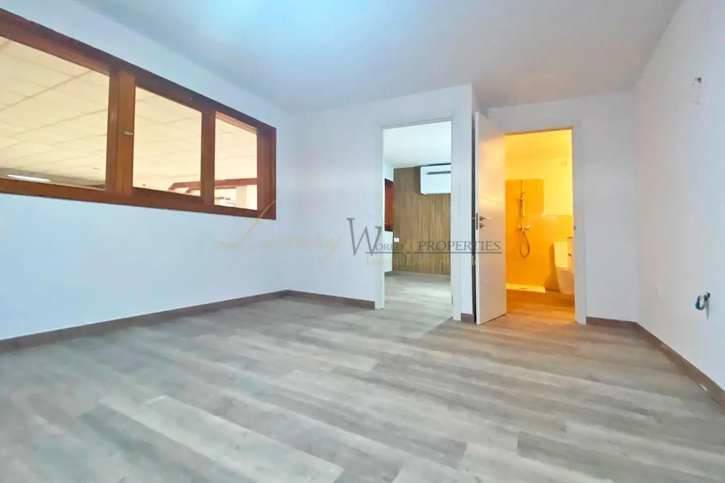 Apartament amb piscina en venda a Avenida Ernesto Sarti, imagen 2