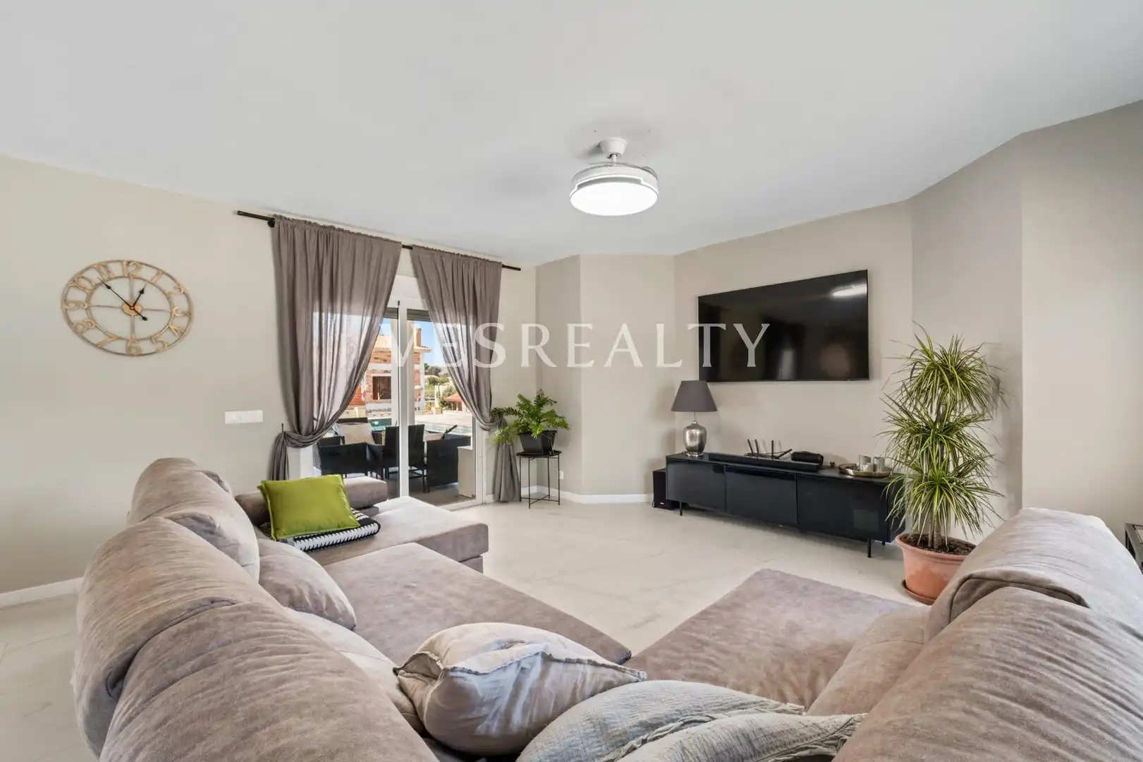 Sala de estar de Casa o chalet en venta en Busot con Aire acondicionado, Calefacción y Terraza