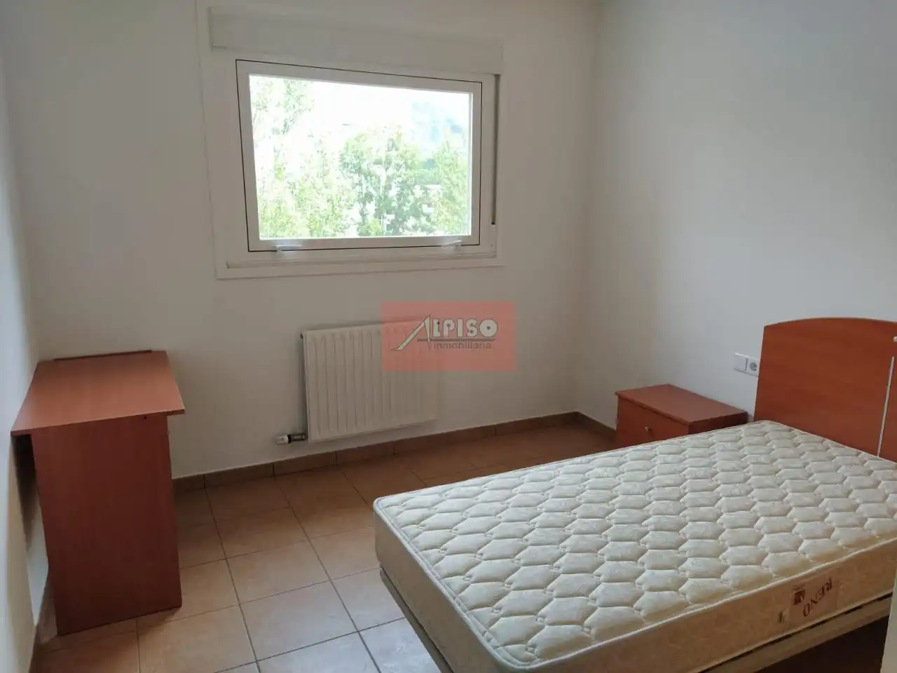 Habitación de Piso en venta en Ourense Capital  con Calefacción y Amueblado