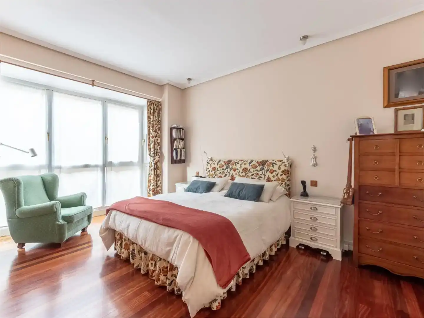 Schlafzimmer von Maisonette zum Verkauf in Bilbao 