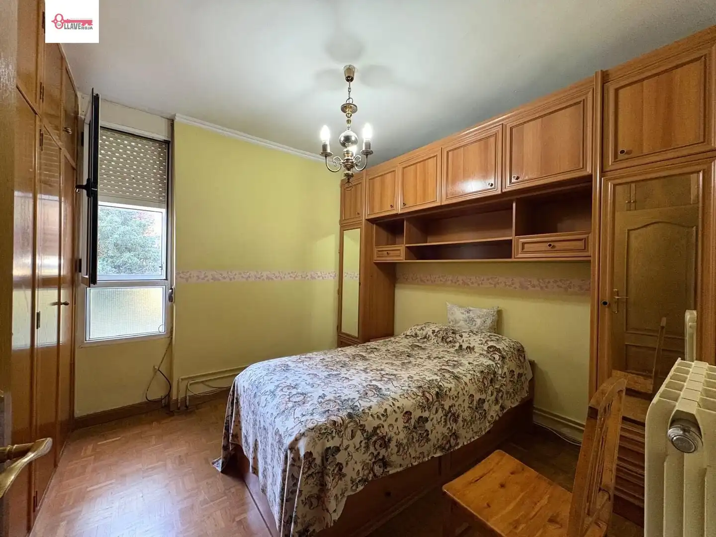 Schlafzimmer von Wohnung zum Verkauf in Burgos mit Heizung