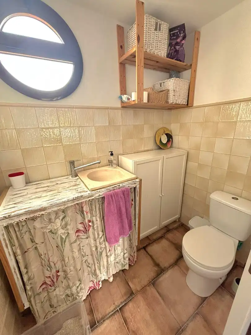 Bathroom of Attic for sale in Alcalá de Guadaira  with Terrace