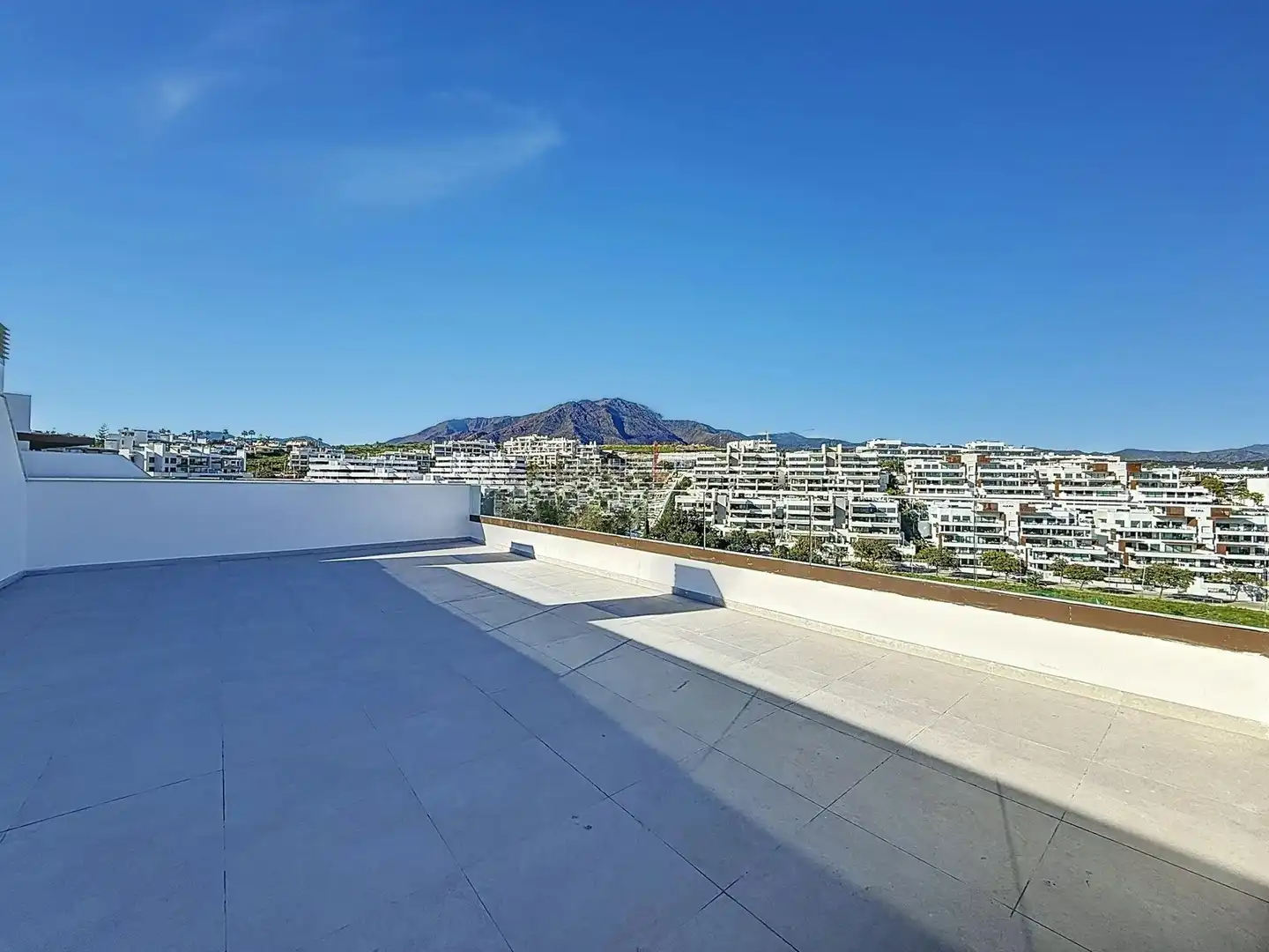 Apartamento con piscina en venta en Calle Eslovenia 5, imagen 19