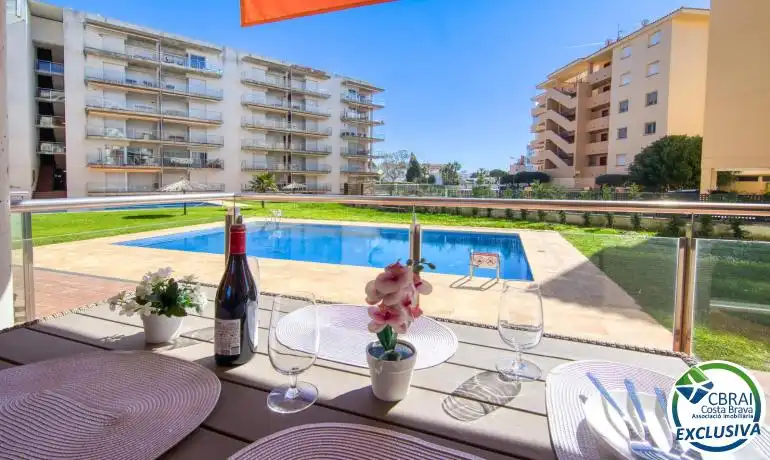 Appartement compact avec piscine à vendre à Calle Cap Blanc 7 0 4 7