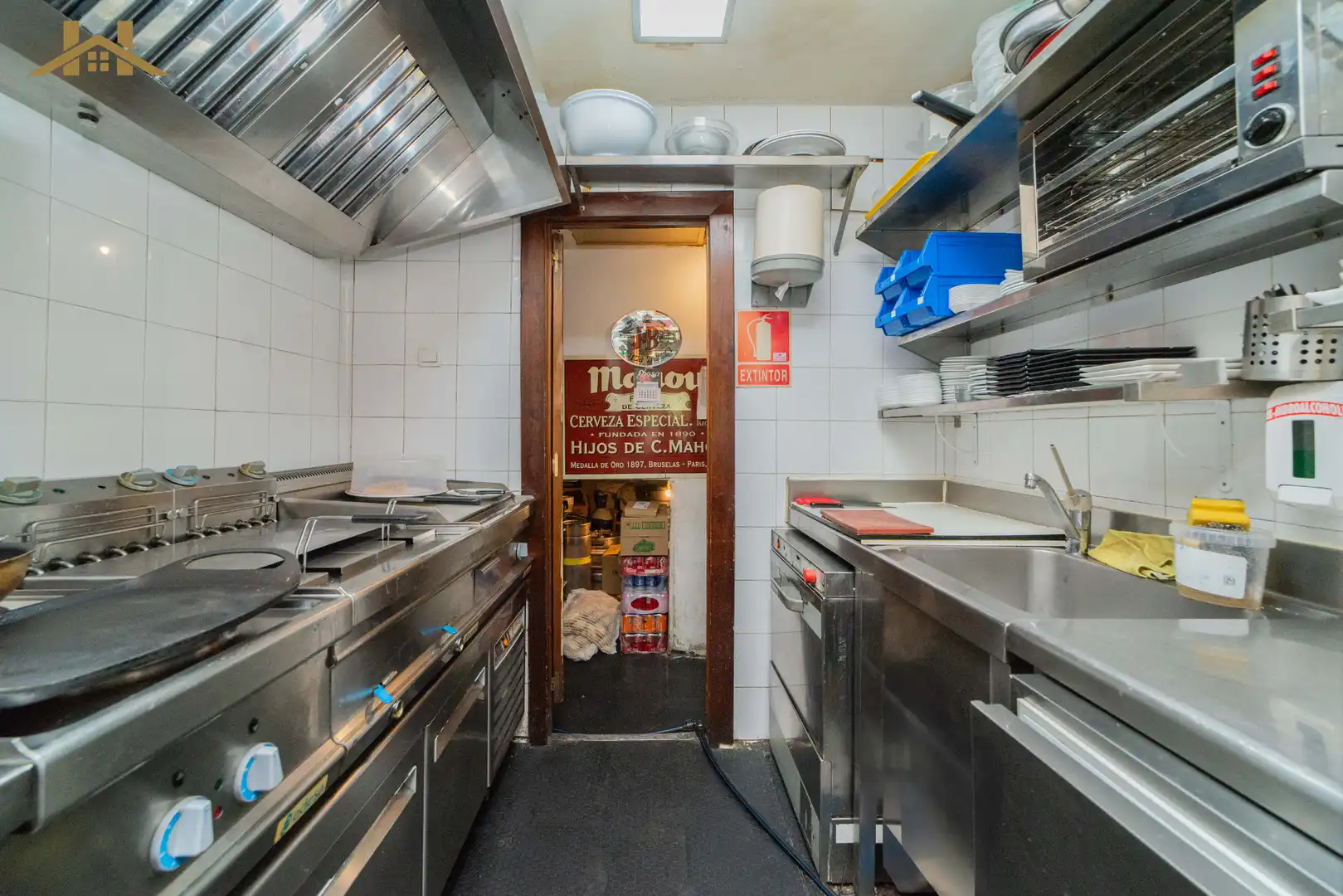 Kitchen of Commercial properties for sale in Móstoles  with Air Conditioner, Heating and Terrace