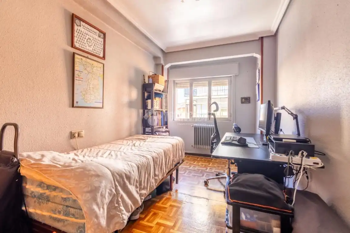 Habitación de Piso en venta en Salamanca con Calefacción y Terraza