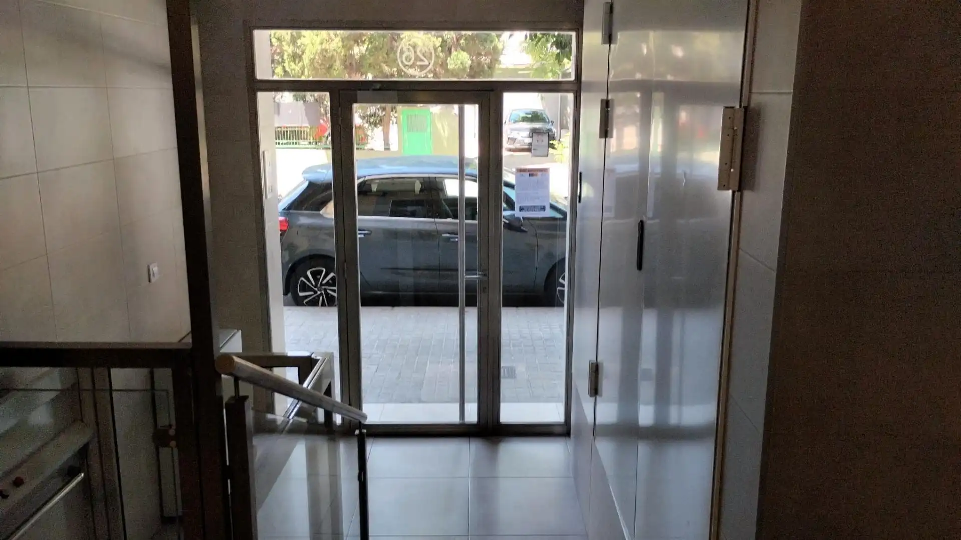 Flat for sale in Valencia  with Air Conditioner and Balcony
