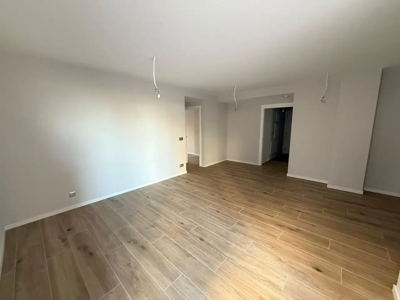 Sala d'estar de Planta baixa en venda en Castro-Urdiales amb Terrassa, Traster i Piscina comunitària