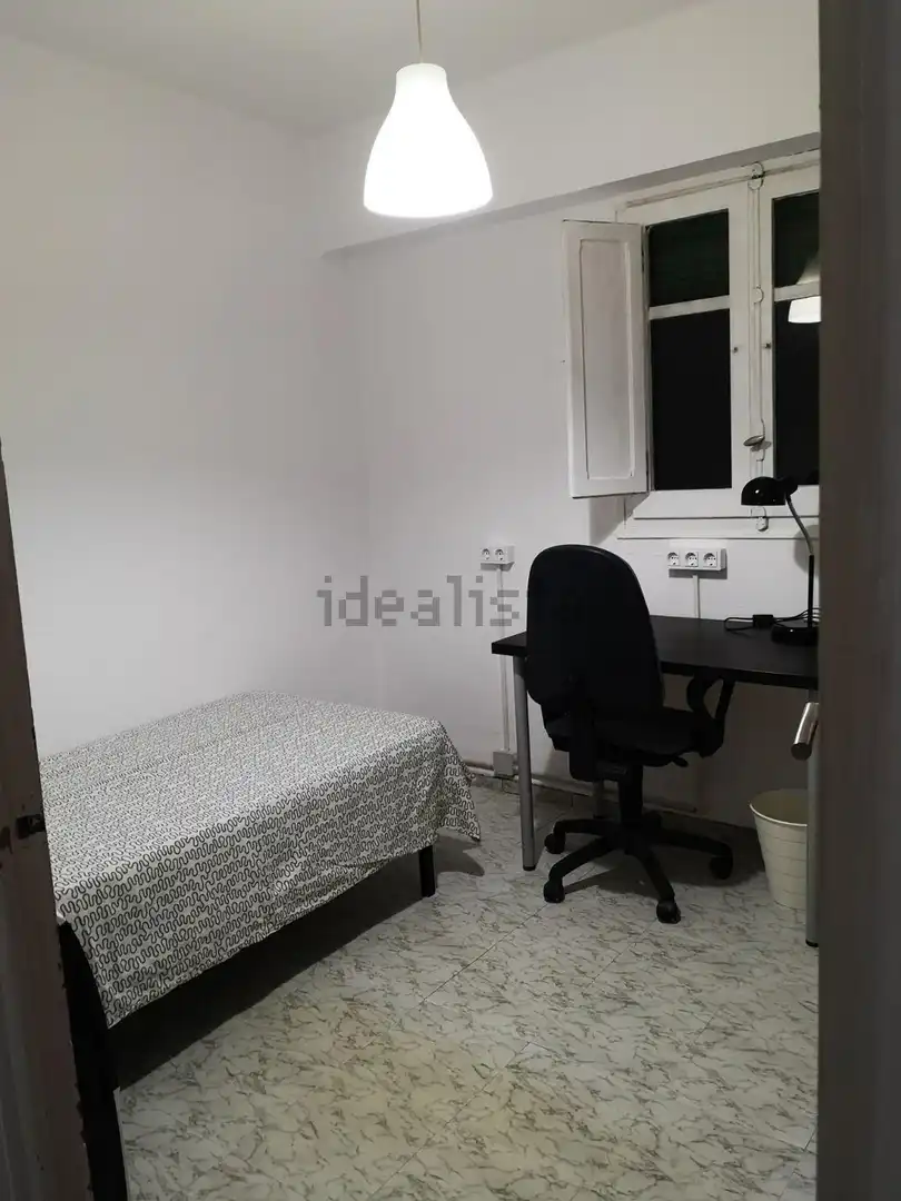 Dormitori de Apartament en venda en Moncada amb Aire condicionat i Calefacció