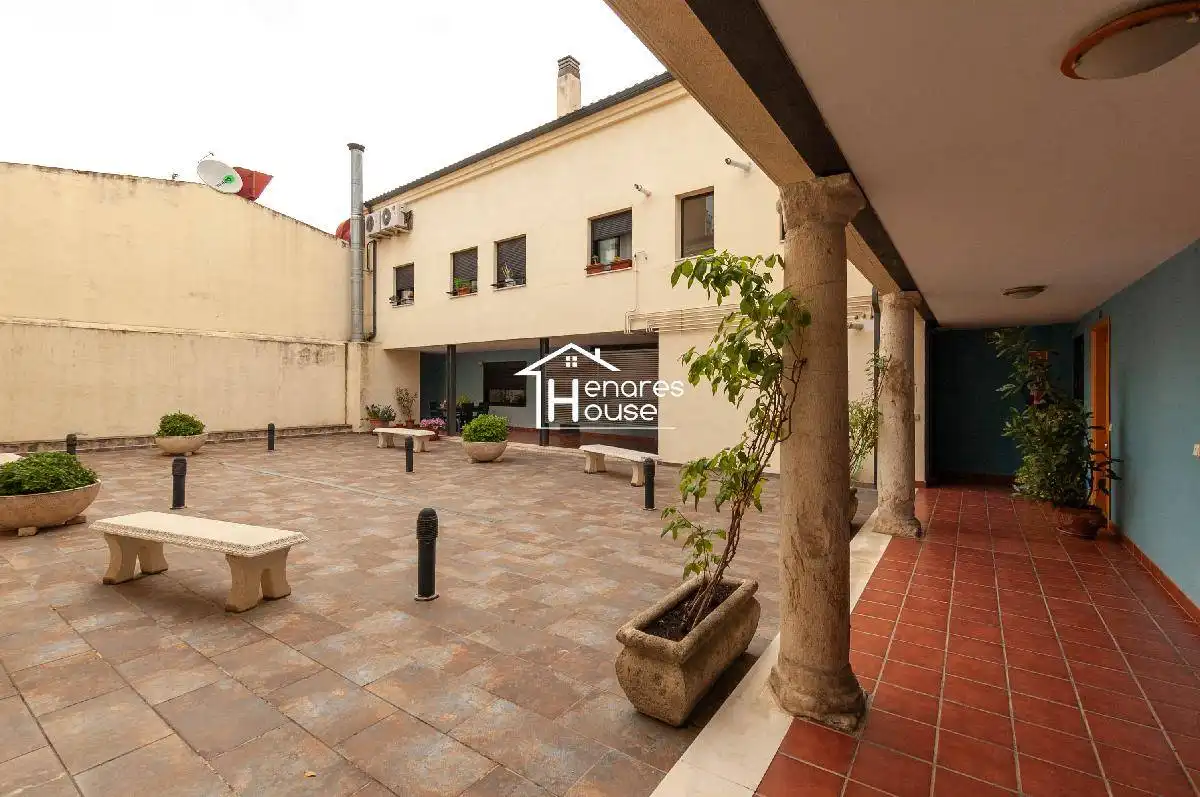 Terraza de Dúplex en venta en Alcalá de Henares con Aire acondicionado, Calefacción y Parquet