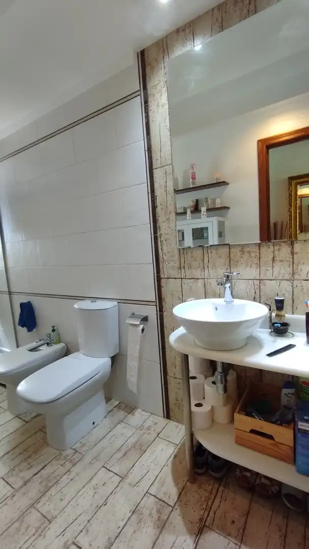 Bany de Pis en venda en Huelva amb Aire condicionat, Calefacció i Forn
