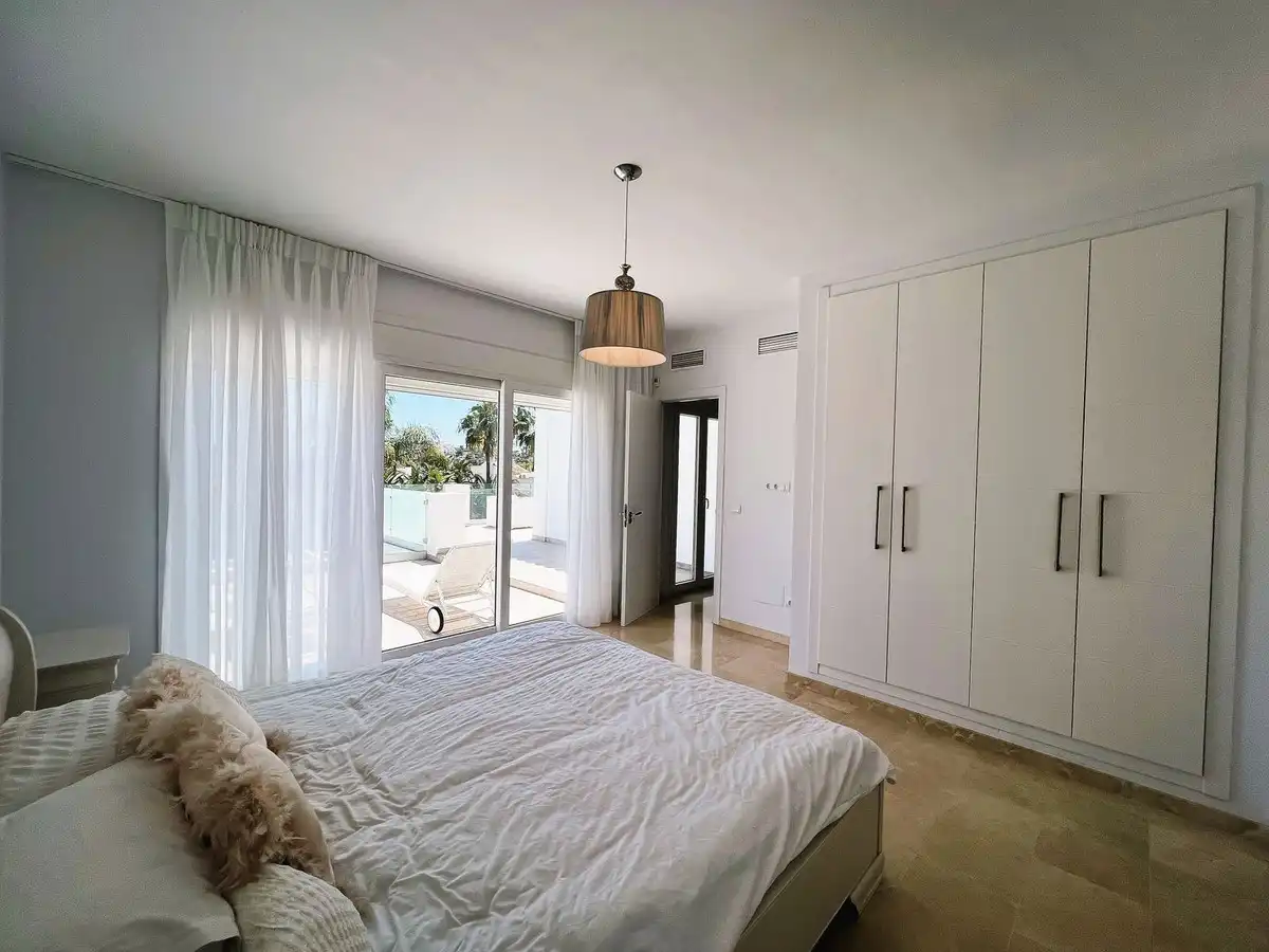 Casa amb piscina en venda a Nueva Andalucía, imagen 16
