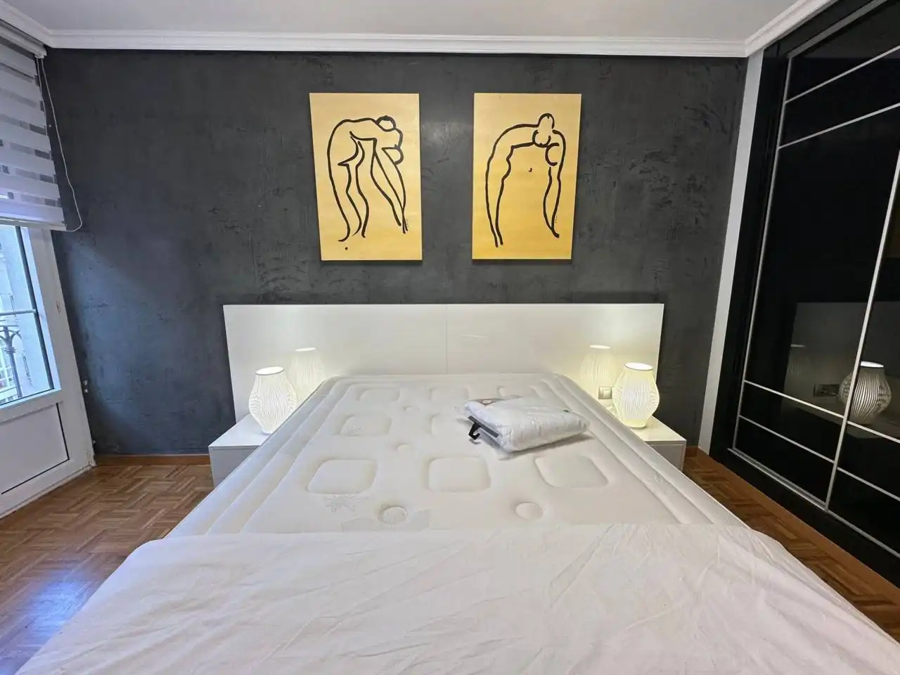 Dormitori de Apartament en venda en Burgos amb Calefacció, Parquet i Moblat