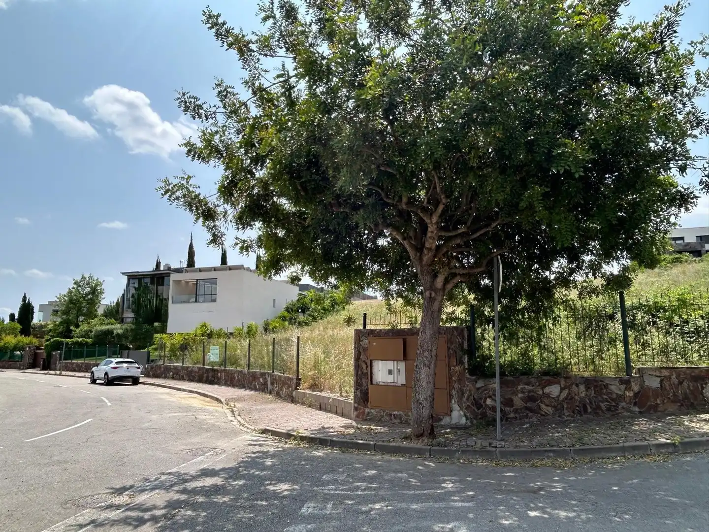 Terreny residencial en venda a Carrer Núria
