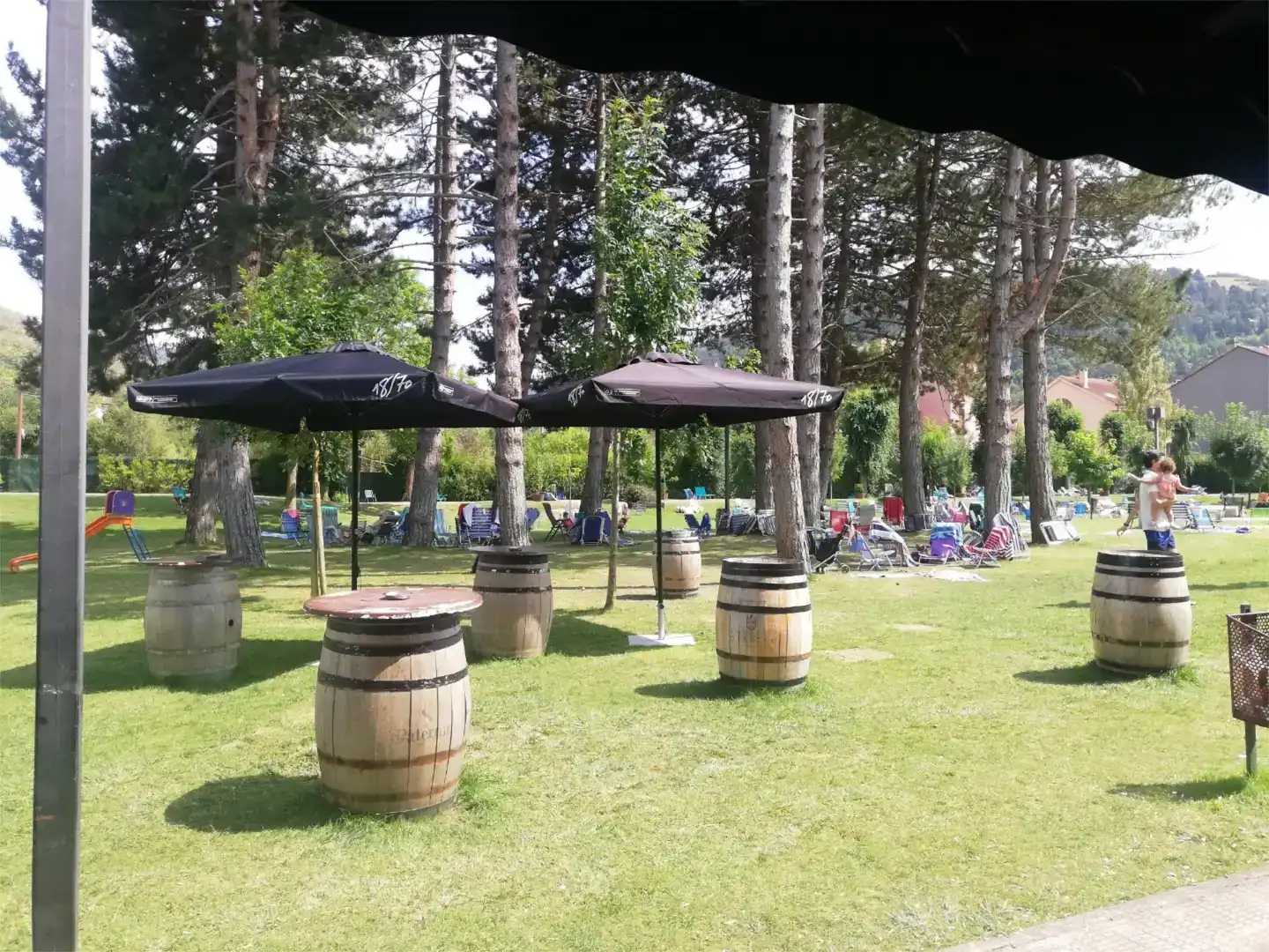 Terrassa de Pis en venda en Ezcaray amb Jardí privat, Piscina i Balcó