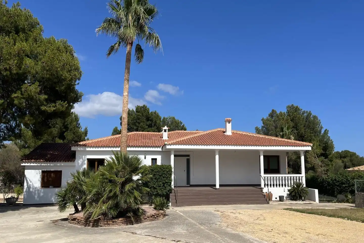 Casa amb piscina en venda a Avinguda de Coloma