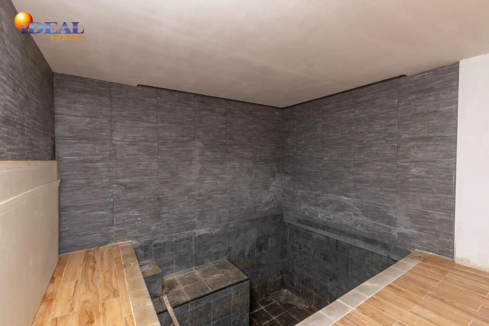 Detached house with terrace for sale in Calle Puntal de las Siete Lagunas 18, imagen 49