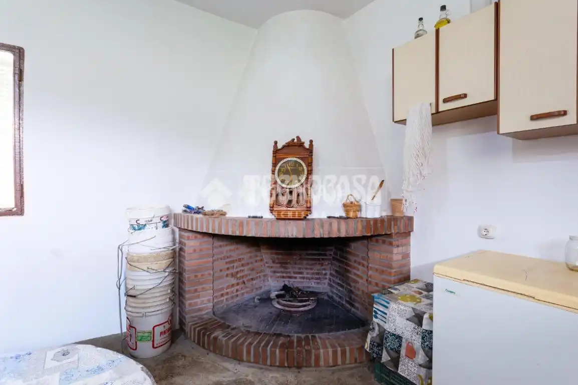 Casa rústica amb jardí en venda a Cútar, imagen 29