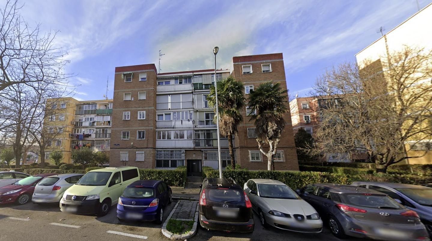 Exterior view of Flat for sale in  Madrid Capital  with Private garden and Terrace