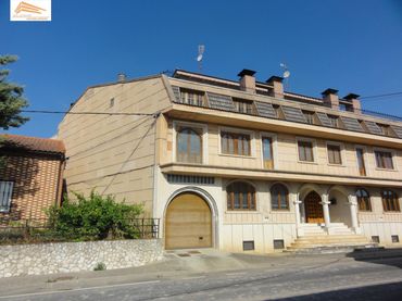 Maison mitoyenne à vendre à Calle Onésimo Redondo