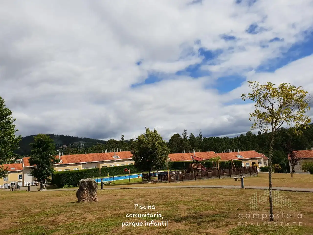 Vista exterior de Apartamento en venta en Brión, A Coruña