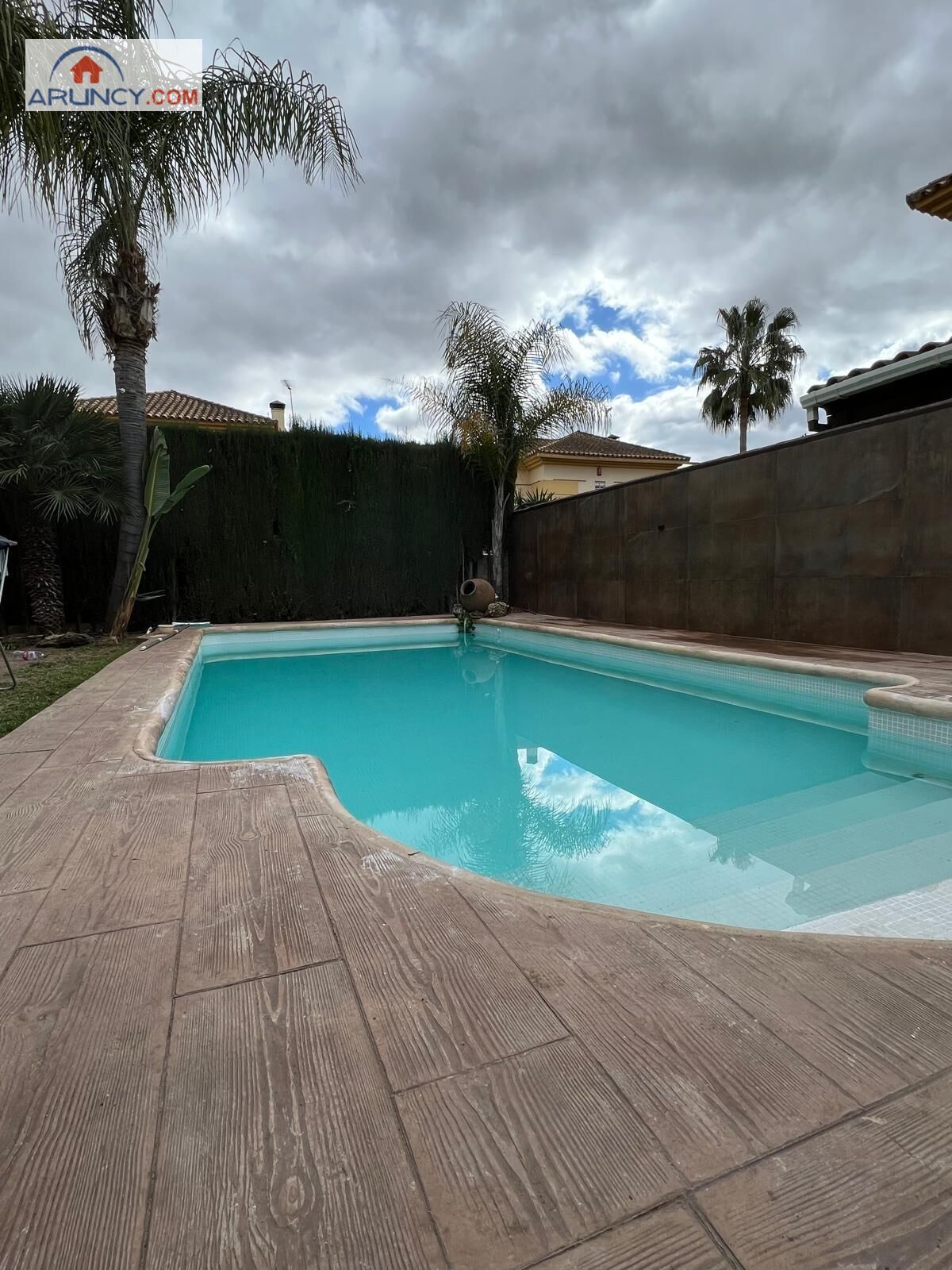 Swimming pool of House or chalet for sale in Montequinto  with Air Conditioner, Private garden and Terrace