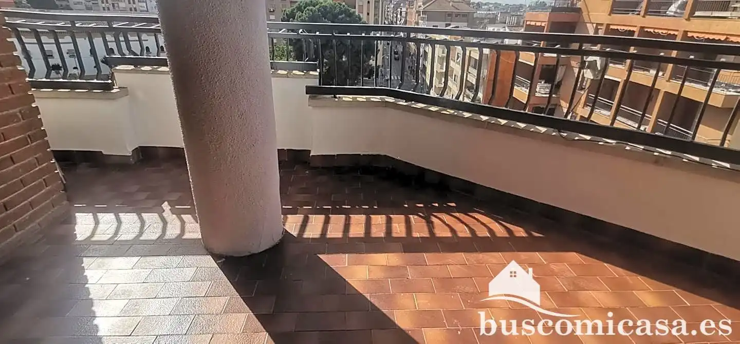 Piso de alquiler en Constitución, Linarejos