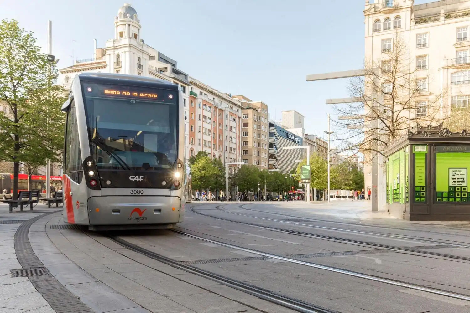 Vista exterior de Àtic en venda en Zaragoza amb Calefacció, Parquet i Balcó