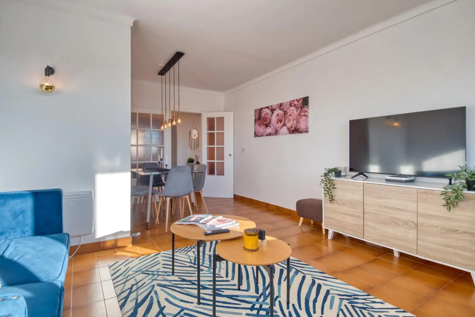 Wohnzimmer von Dachboden zum Verkauf in Begur