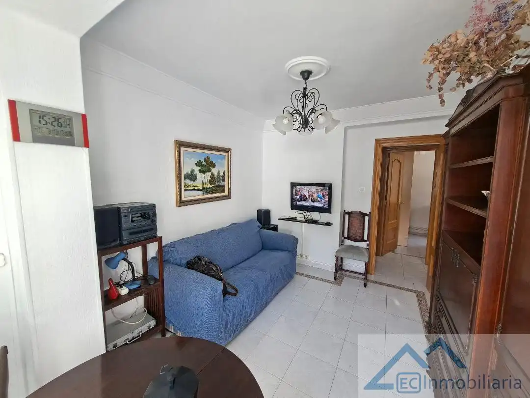 Sala de estar de Piso en venta en Santander con Calefacción
