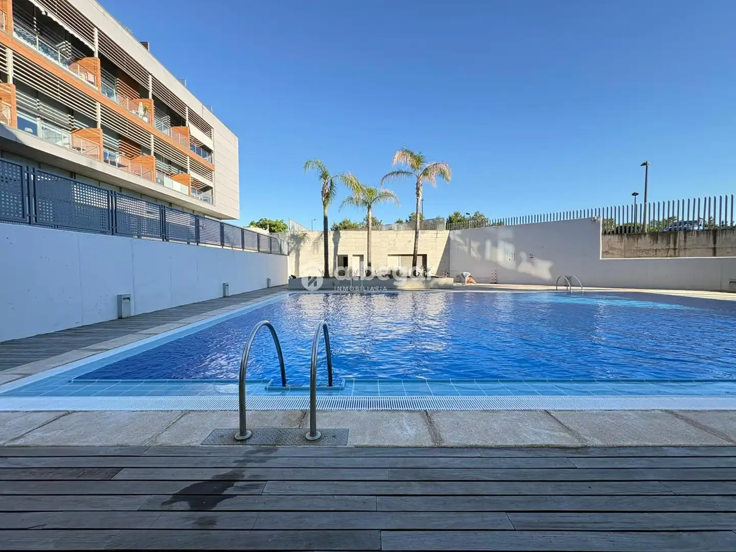 Piscina de Pis en venda en Valencia amb Aire condicionat, Terrassa i Piscina