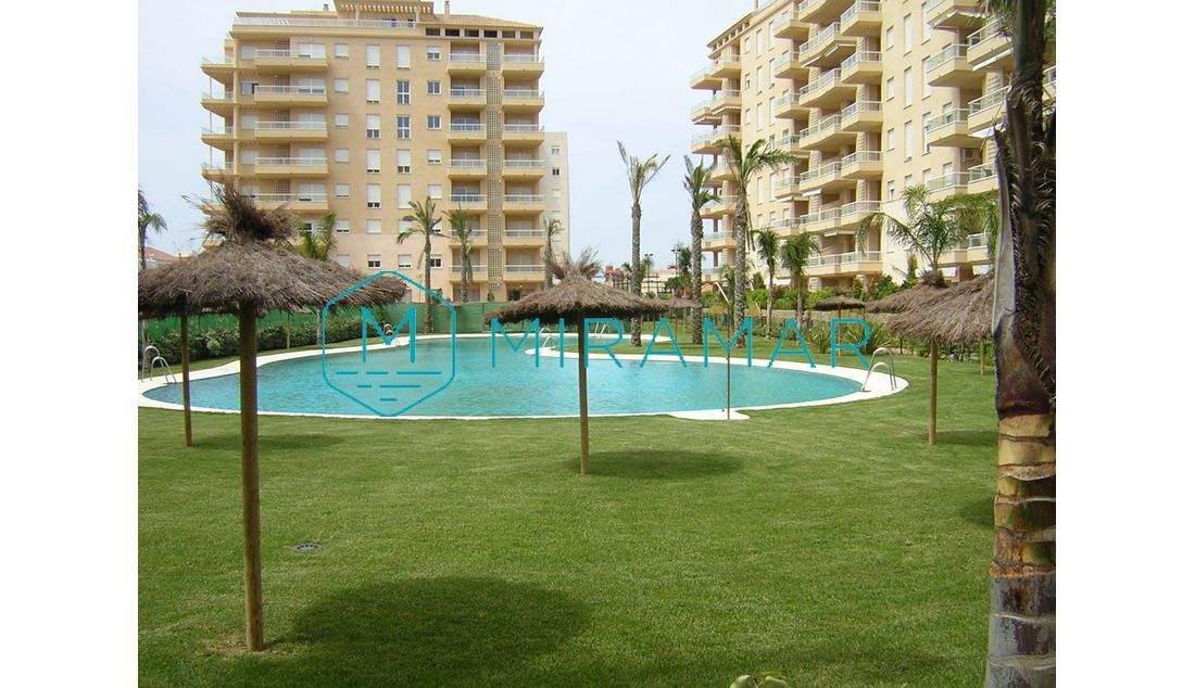 Piscina de Apartament en venda en La Antilla amb Terrassa