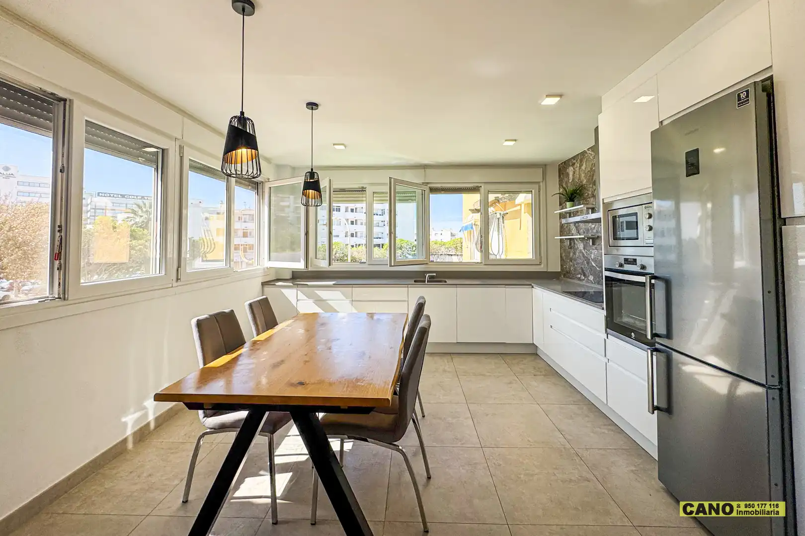 Kitchen of Flat for sale in Roquetas de Mar  with Air Conditioner, Heating and Terrace