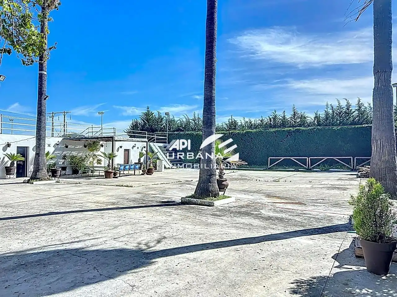 Außenansicht von Residential zum Verkauf in Lucena