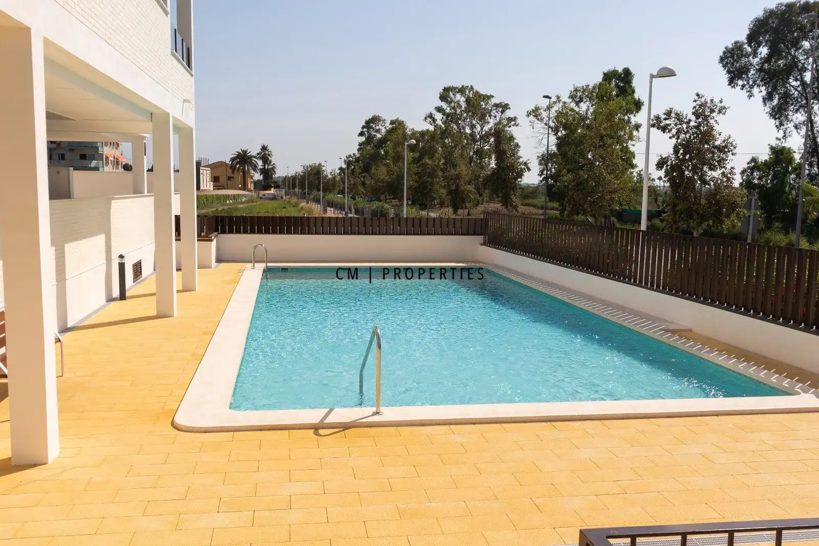 Piscina de Ático de alquiler en Sagunto / Sagunt con Aire acondicionado, Calefacción y Parquet