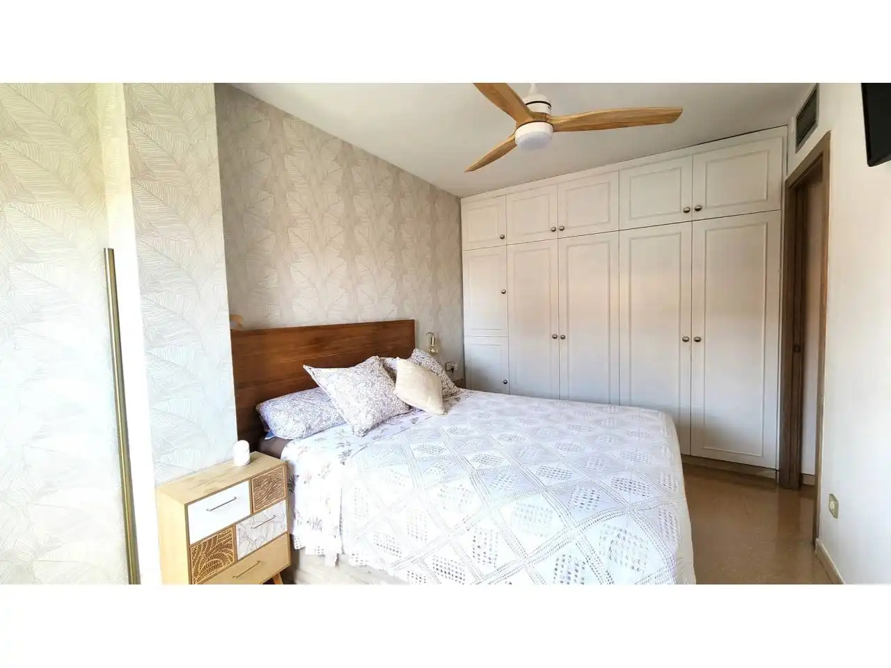 Habitación de Piso en venta en Terrassa con Aire acondicionado, Calefacción y Trastero