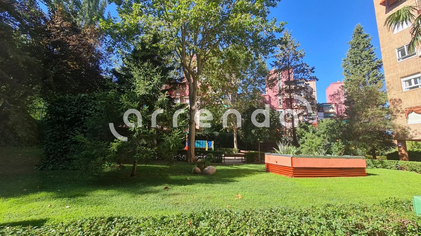 Flat to rent in De Los Yébenes, 71, Aluche