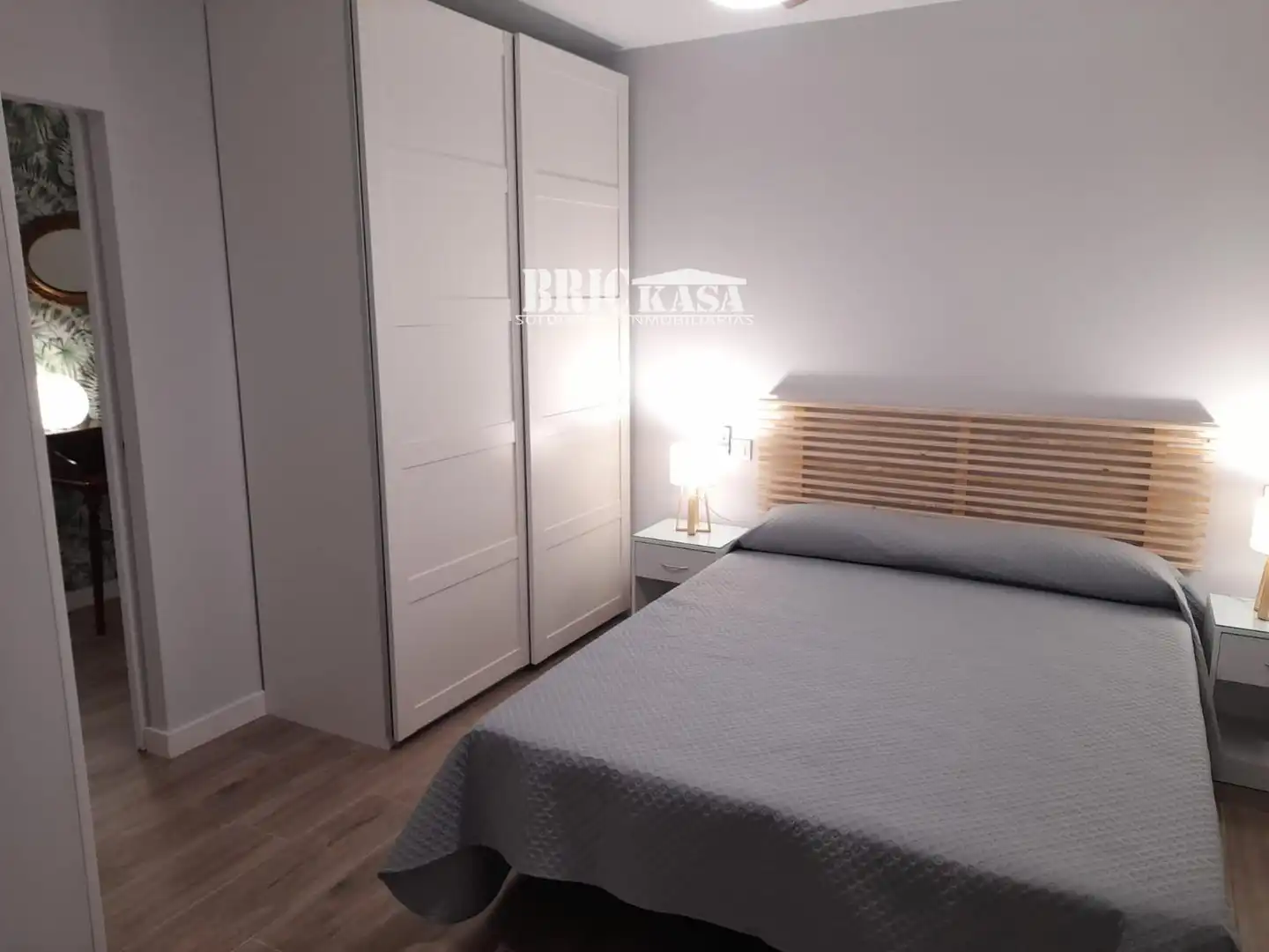 Schlafzimmer von Wohnung zur Miete in Cáceres mit Klimaanlage, Heizung und Schwimmbad