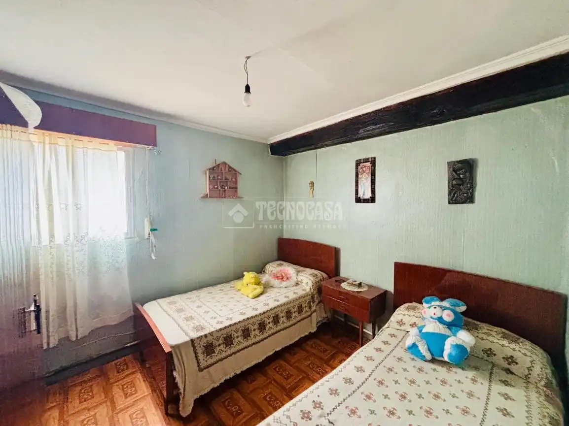 Residential land for sale in Viana de Cega, imagen 12