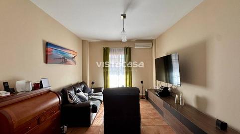 Foto 4 de Casa adosada en venda a Mairena del Alcor, Sevilla