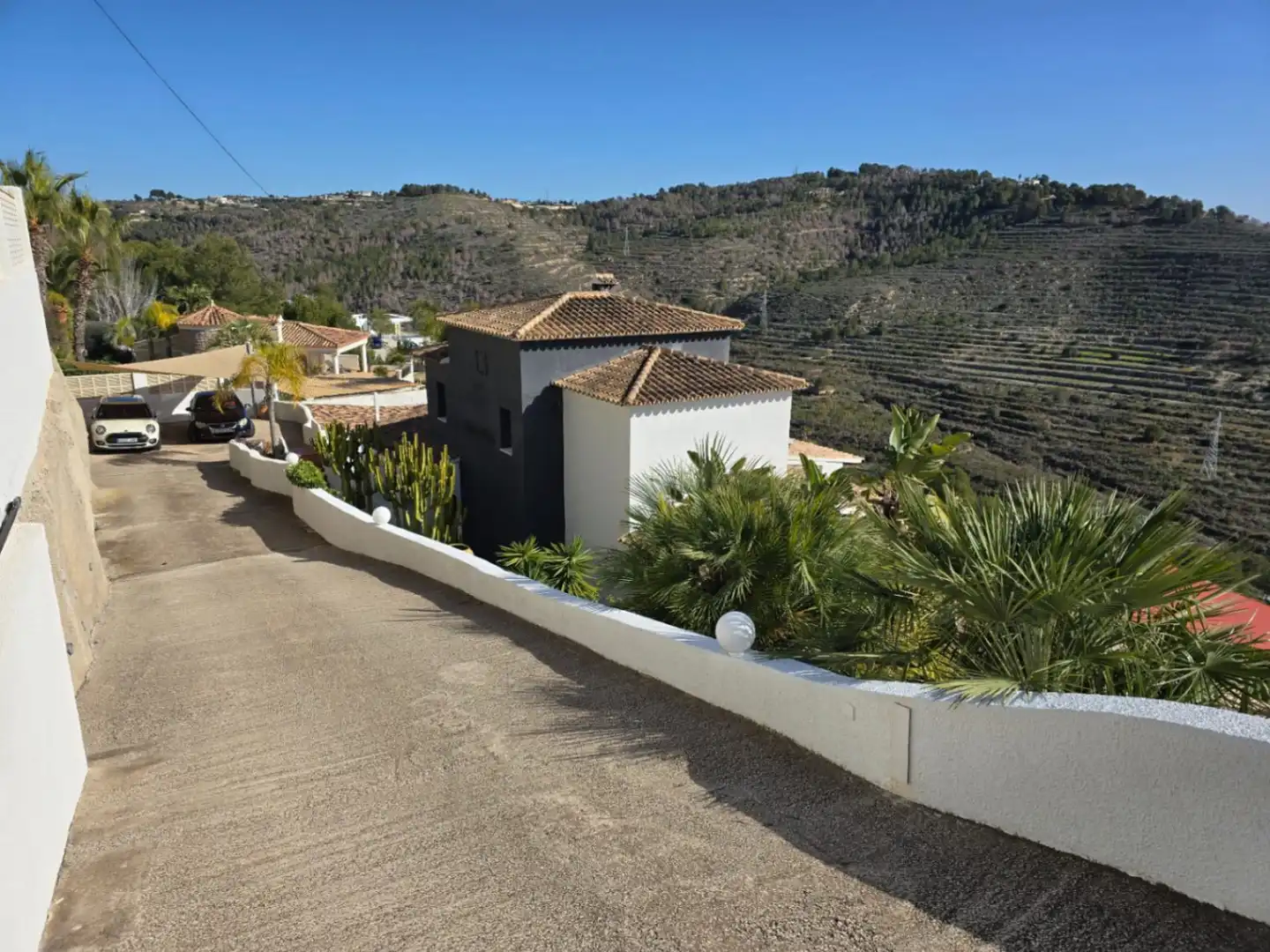 Vista exterior de Casa o chalet en venta en Calpe / Calp con Aire acondicionado, Calefacción y Jardín privado