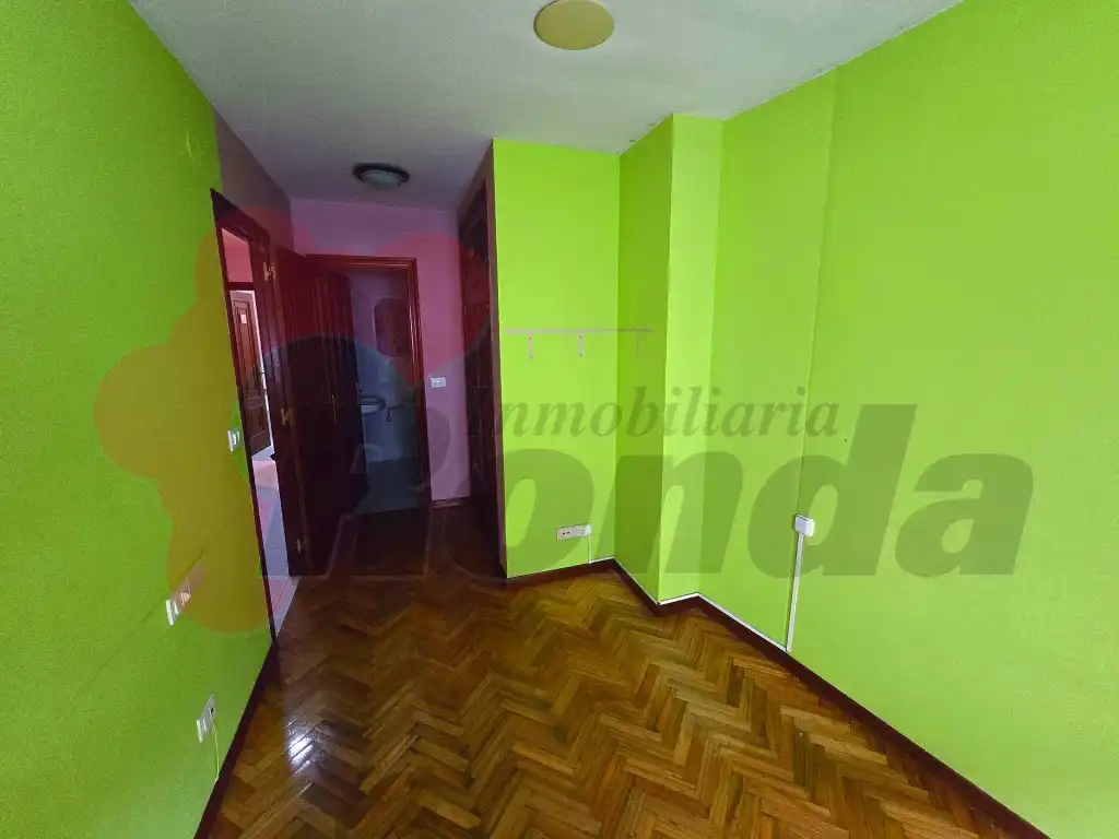 Dormitori de Pis en venda en Lugo